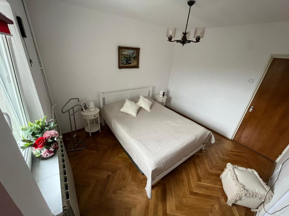 Lala'S Sweet Nest Apartment Călimăneşti Exterior foto